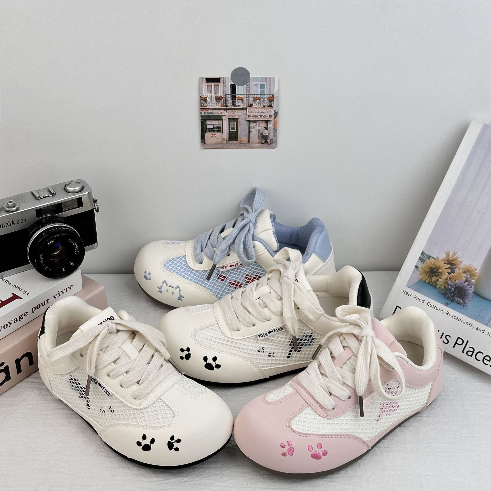 Zapatos de entrenamiento de Bode transpirables zapatos blancos zapatos de skate para mujeres 2025 verano nuevos lindos zapatos de malla de dibujos animados Gump