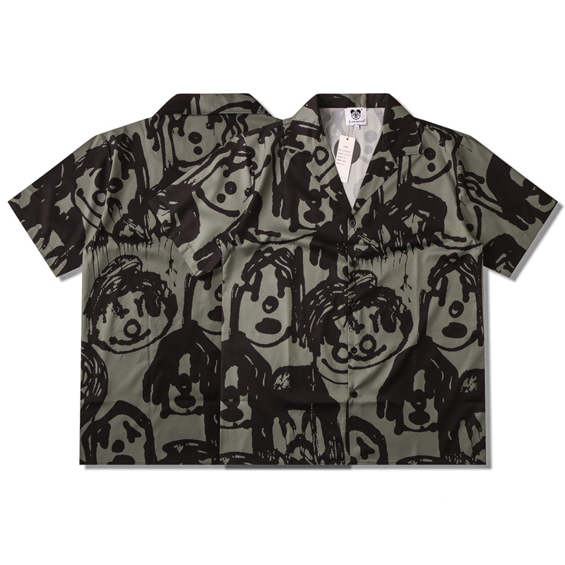 Una pieza de entrega pareja de hombres graffiti juvenil Avatar Impresión digital marca de moda verano solapa suelta camisa de manga corta