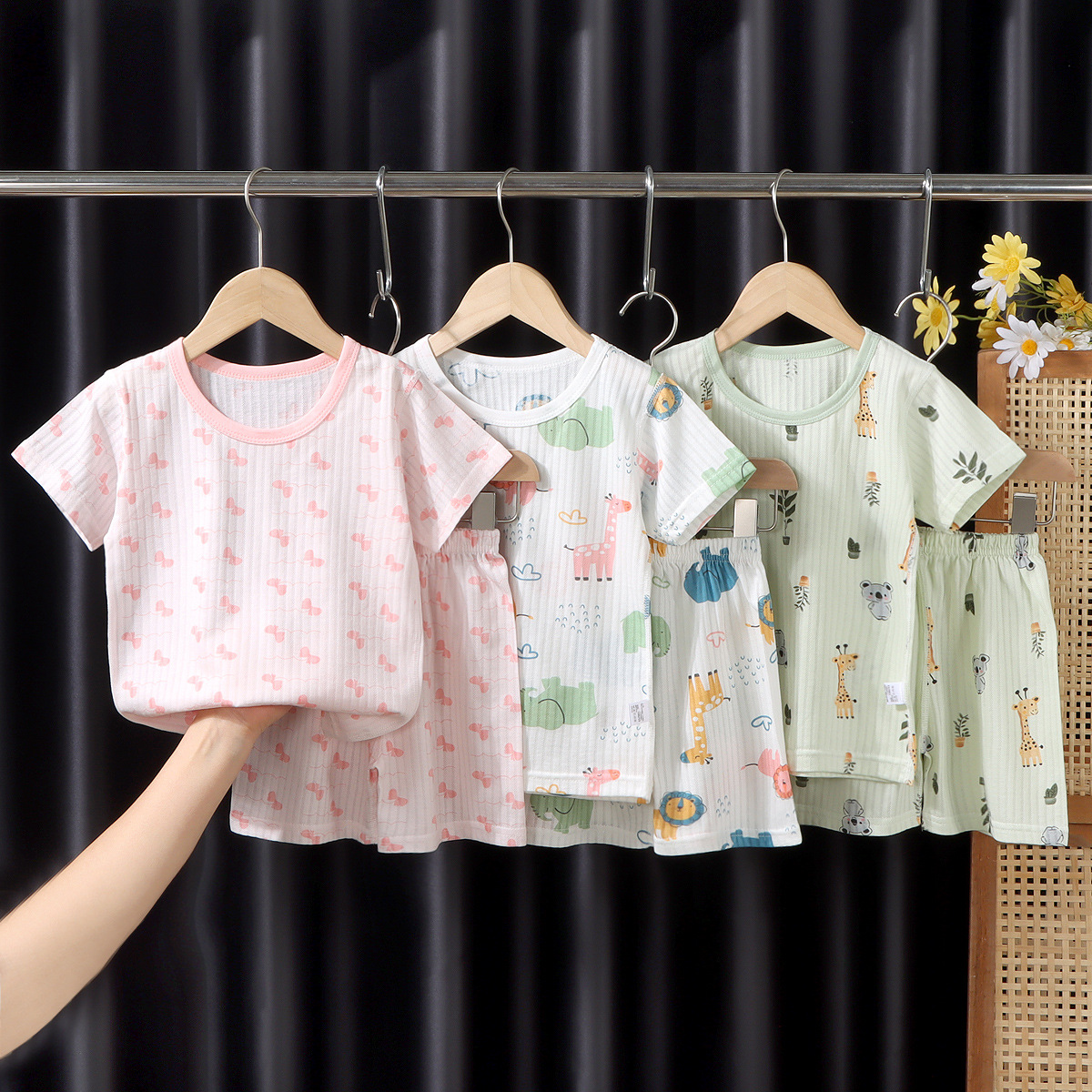 Traje de manga corta para niños, traje delgado de aire acondicionado, bebé dividido, jersey jacquard de verano, pantalones cortos para niños y niñas, pijamas, hogar