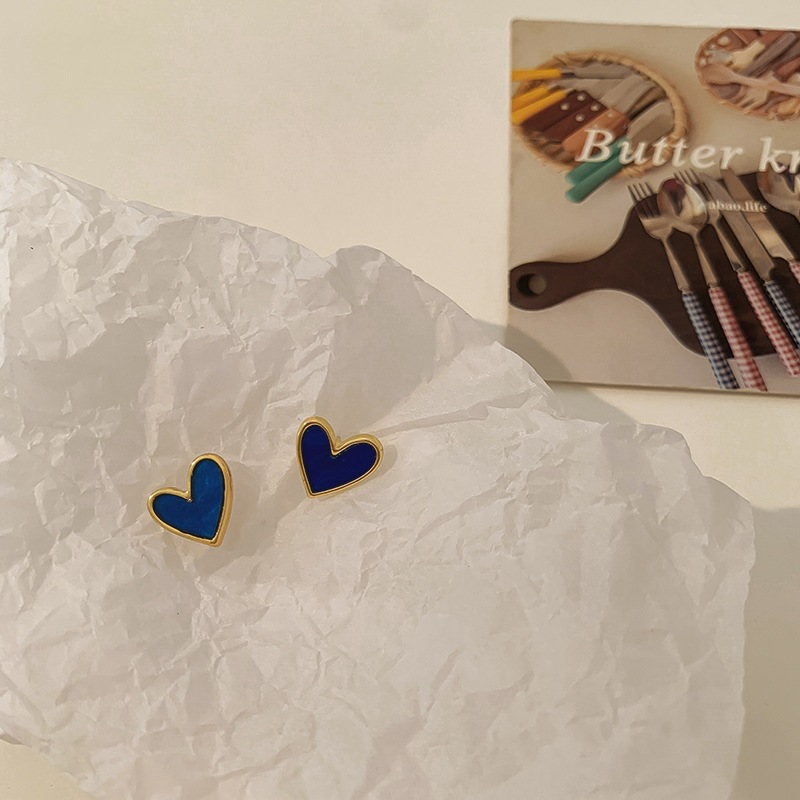Blue heart fashion girl earrings simple trend copper earringspicture4
