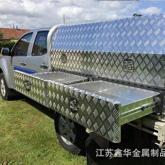 高品质厂家供应北美热销皮卡车车载花纹铝合金工具箱 价格优惠