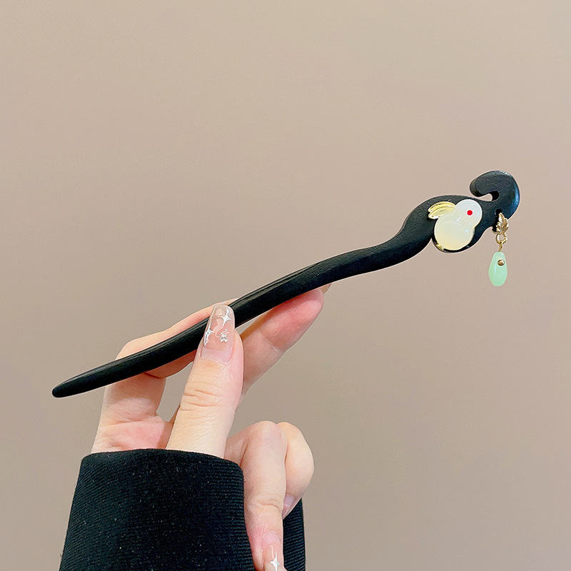 Pinzas de cabello de madera para mujeres nuevos pinzas de estilo chino de alto nivel diarios vestido de caballo de viaje antiguo sándalo bandeja de cabello pinzas de cabello tocado