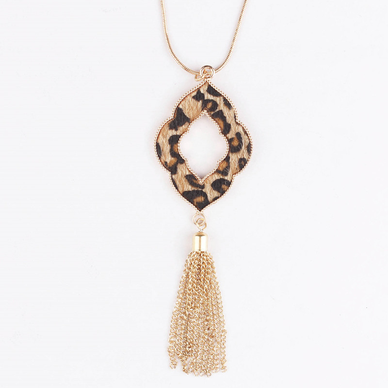 Collana con nappa e stampa leopardata in crine di cavallo a forma di quadrifoglio, in pelle, lunga catena a serpente, per donna_voghion.com