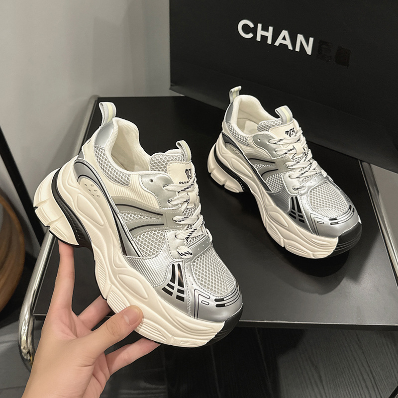 Aumento de la altura oculta zapatos de papá para las mujeres 2024 primavera París nueva plataforma zapatos para correr transpirable versátil casual zapatilla de deporte