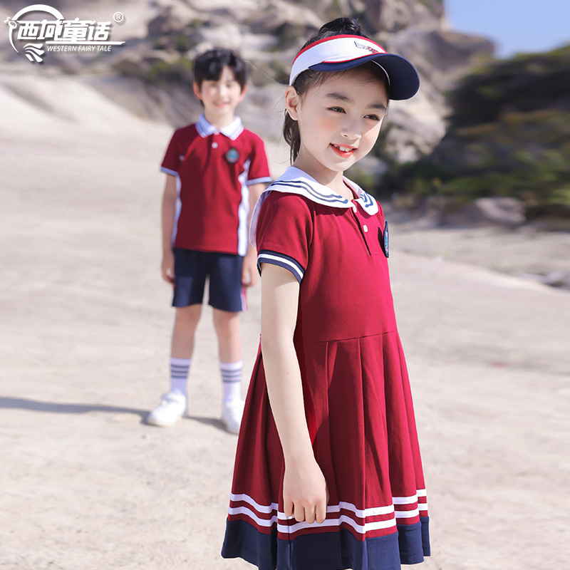 Summer clothing for kindergarten for students