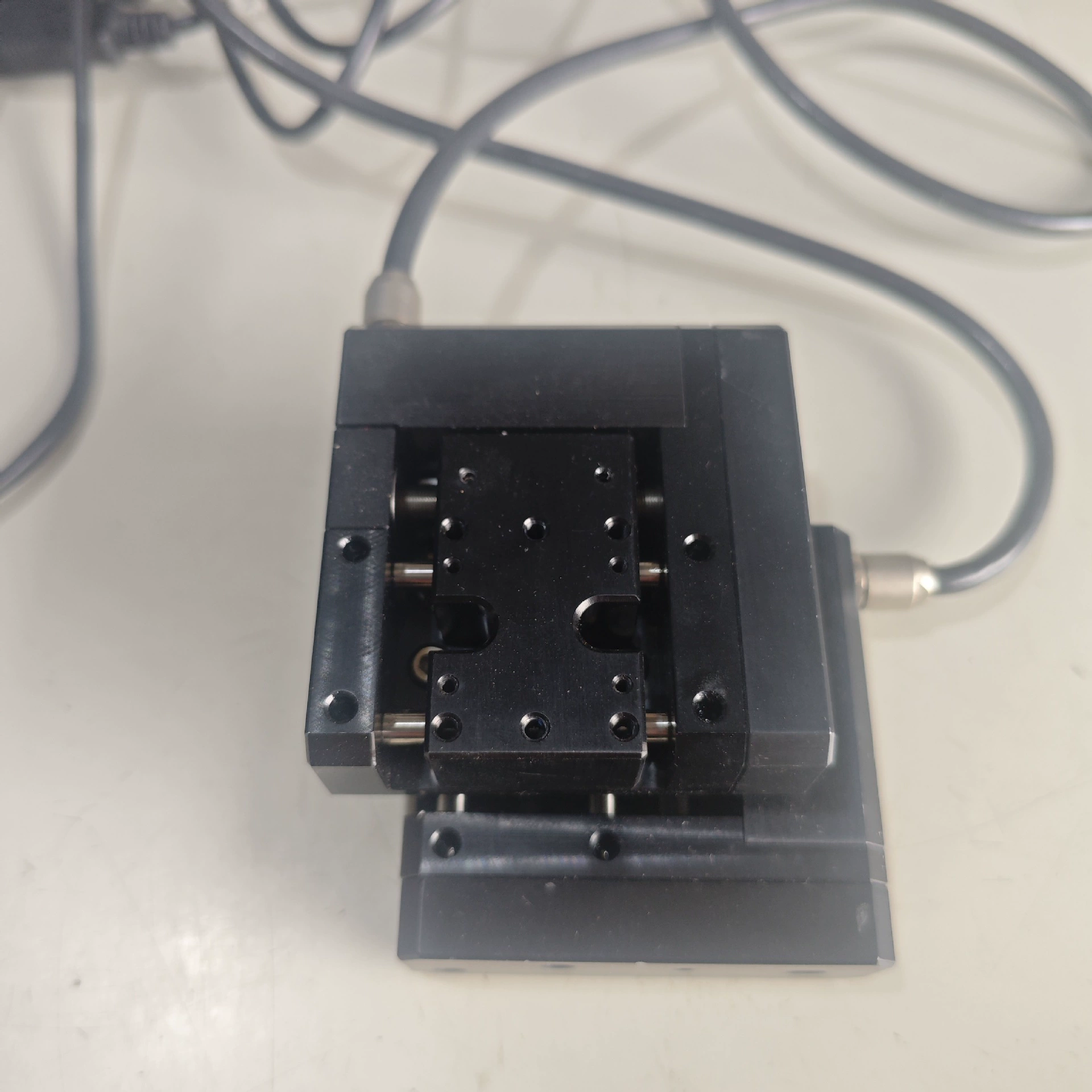 M-110.1DG C-863.11 на продажу PI Compact Linear Stage Mercury Servo Controller