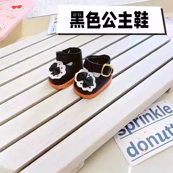 Small black small princess costume, shoes