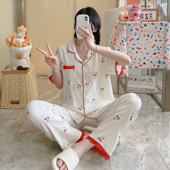 Pijamas de fábrica de fuente de venta al por mayor transfronteriza traje de pantalones de manga corta de verano para mujer