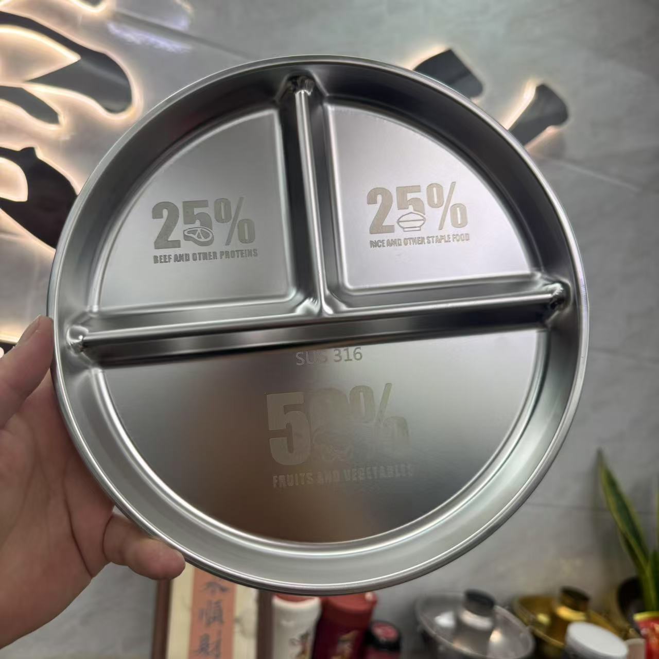Placa de comedor con pérdida de grasa de tres compartimientos plateados