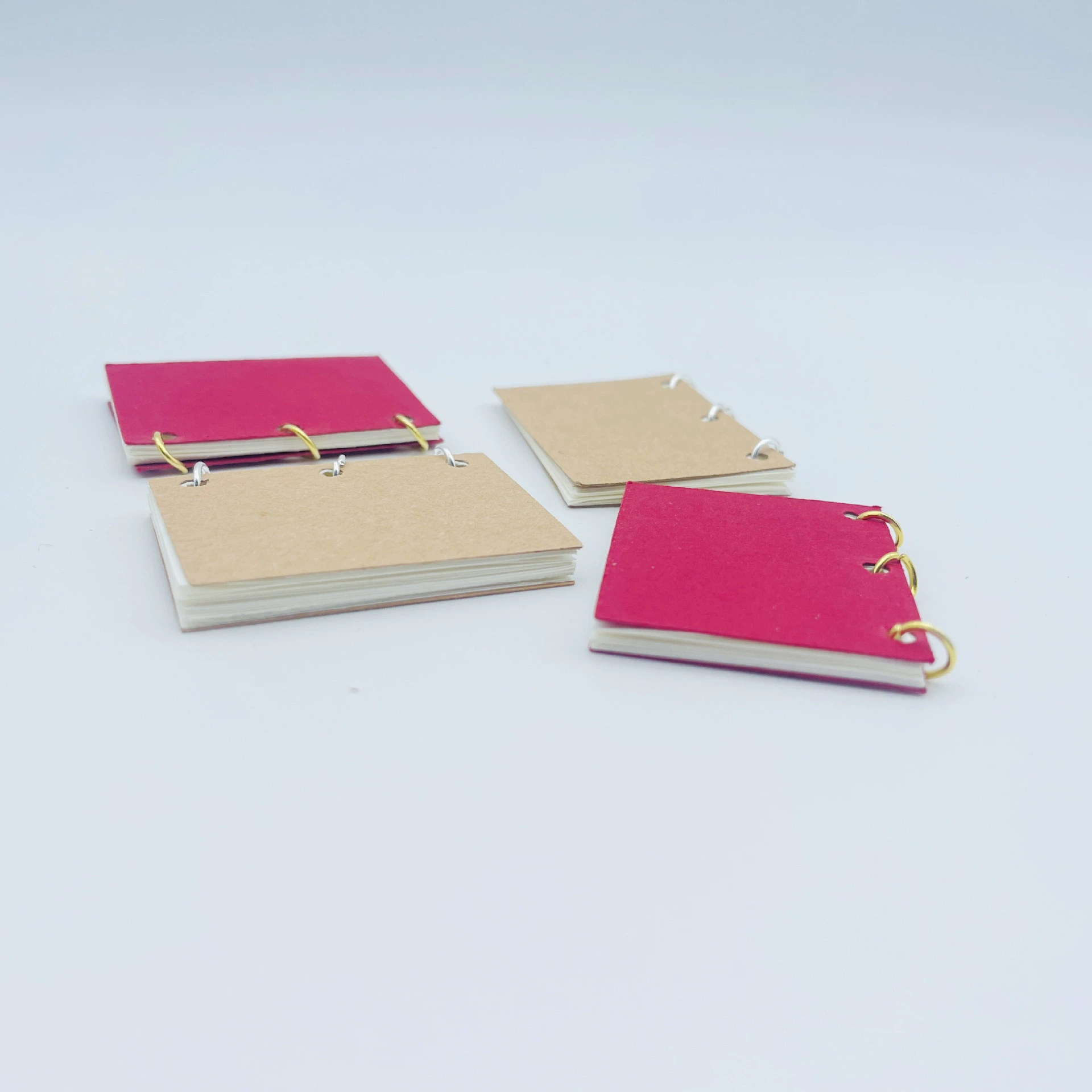 Кукольный домик Моделирование ноутбука Миниатюрная еда Игра Мини Рабочая тетрадь Модель Игровой домик Сцена Креативный реквизит для стрельбы