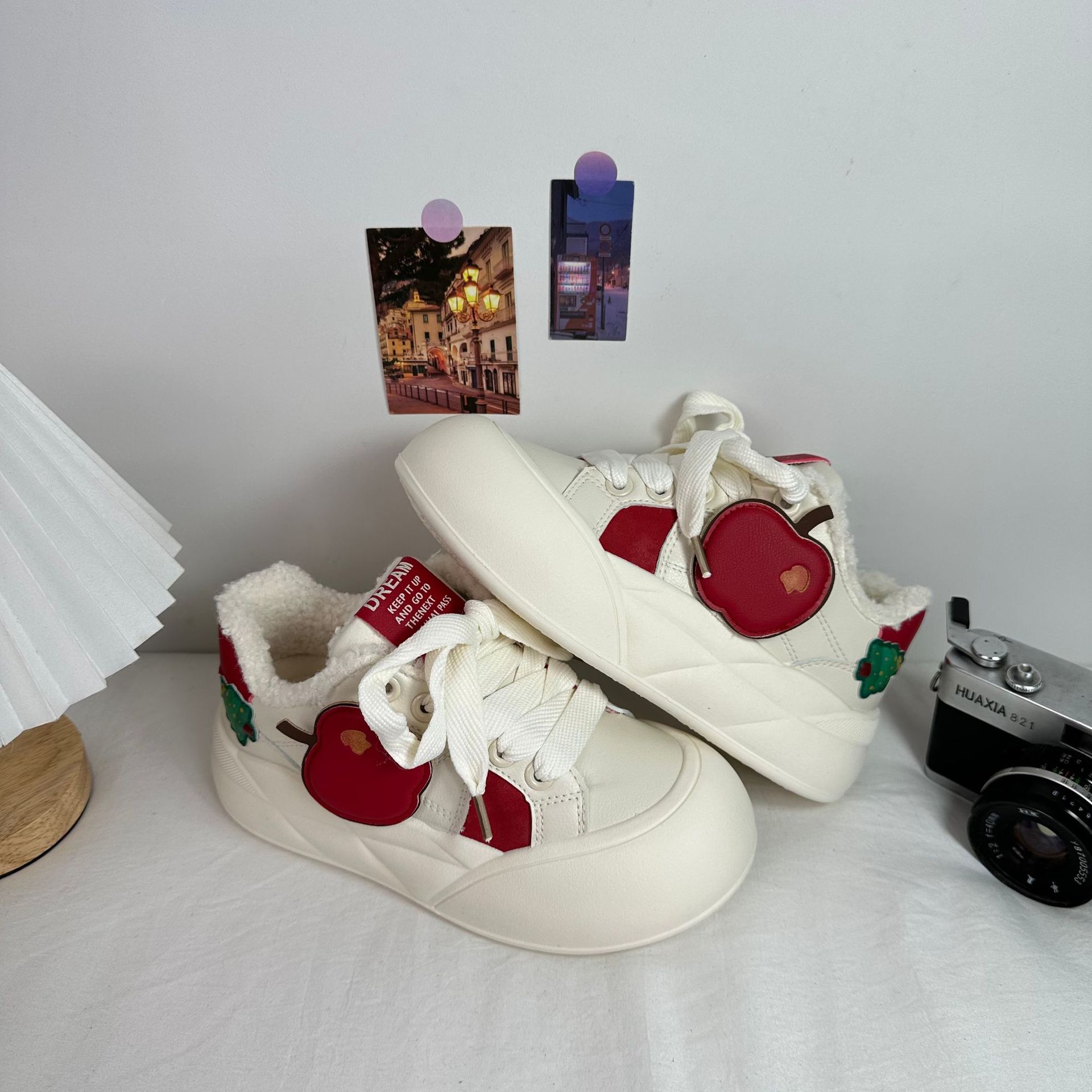 YUANBO2025 invierno más zapatos de lana para mujeres, zapatos de algodón de dibujos animados de estilo coreano, zapatos de mujer cálidos y gruesos image 8