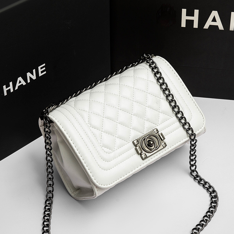 Bolso de las mujeres Nuevo 2024 Chanel estilo rombo cadena bolsa de Internet de la celebridad simple bolsa de mensajero del hombro ocasional pequeña bolsa cuadrada