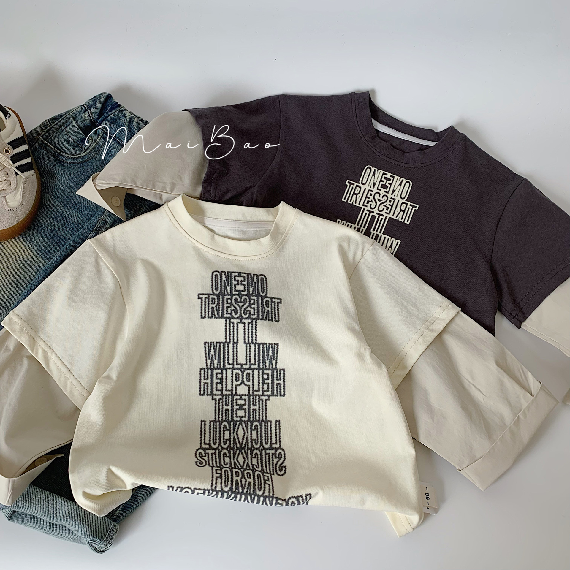 Maibao camiseta para niños 2024 primavera manga larga falso de dos piezas para niños y niñas carta camisa de fondo de algodón para niños