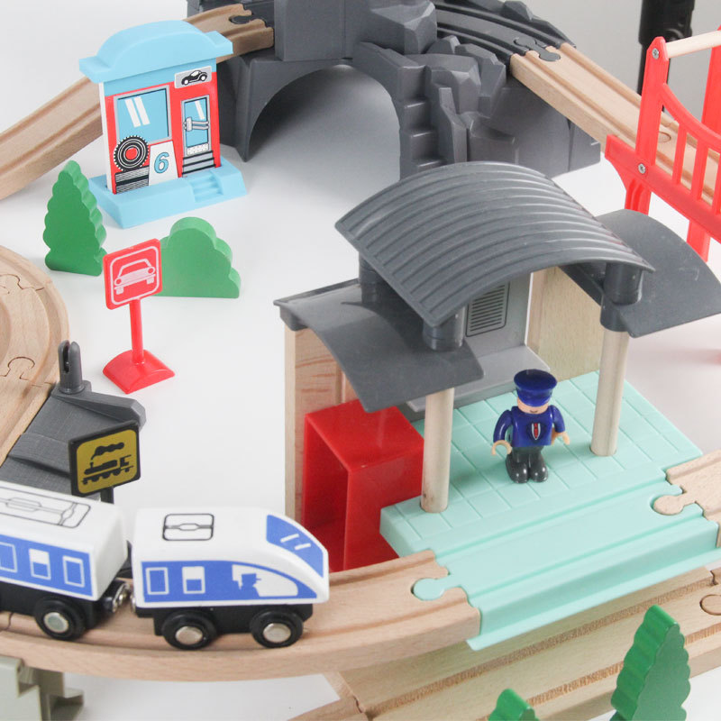 Xinyun madera 100 Thomas tren coche madera haya juguete educativo pista magnética modelo de simulación de comercio exterior