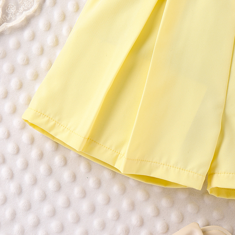 166g Weight Kids Clothing Sets Children's Clothing Type Sleeveless Sleeve Length Cotton Fabric Type Pants Sets Sets Type 2 Pieces Set Quantity Casual, Daily Occasion Collarless Neckline Regular Fit Fit Type Flower Pattern Summer Season Girl'S Gender Elegant Style Elegant Flower Cotton Girls Clothing Sets 3