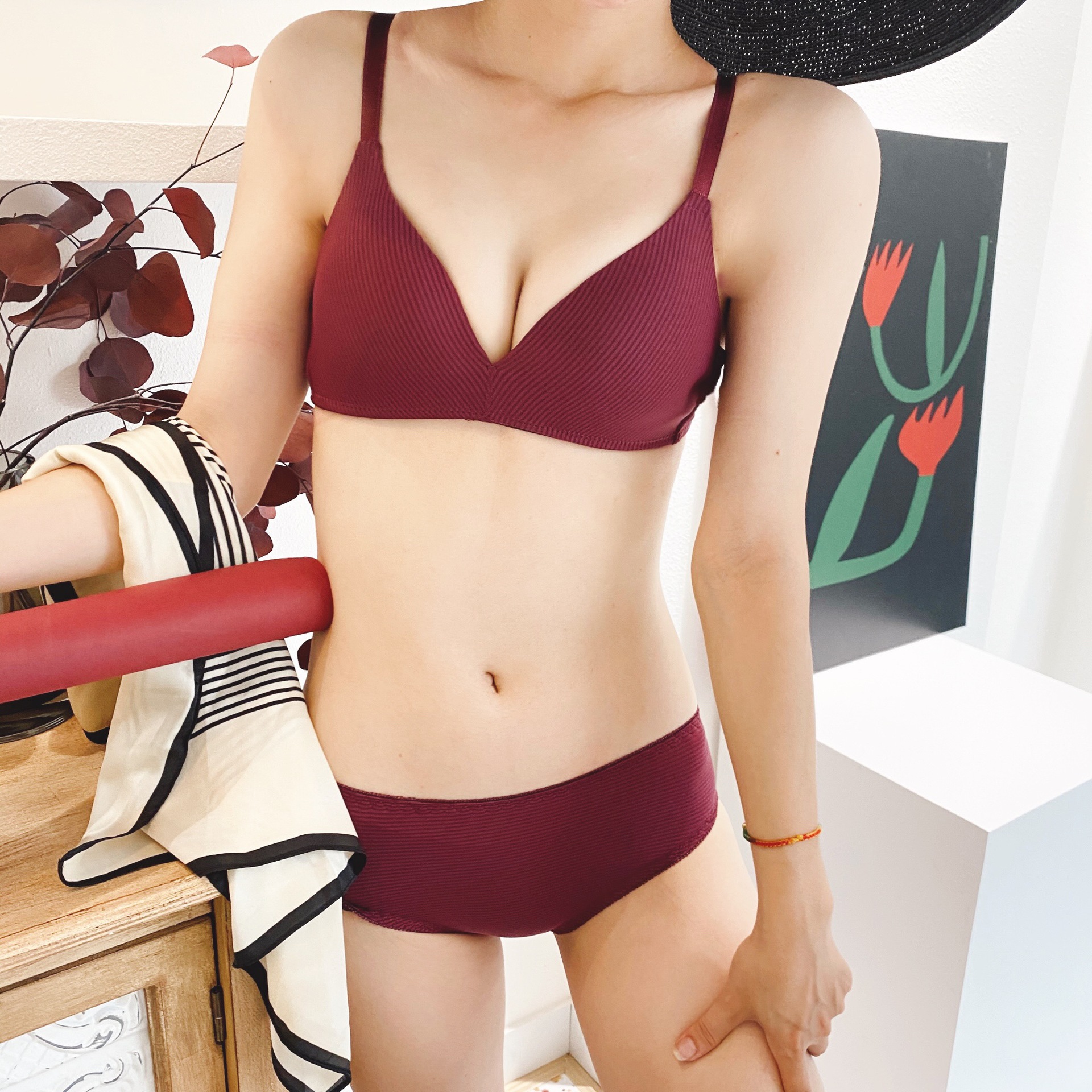 Recolección lateral tridimensional francesa cómoda sin costuras, soporte superior, leche antideslizante, ropa interior antiflacidez, sujetador de texto femenino