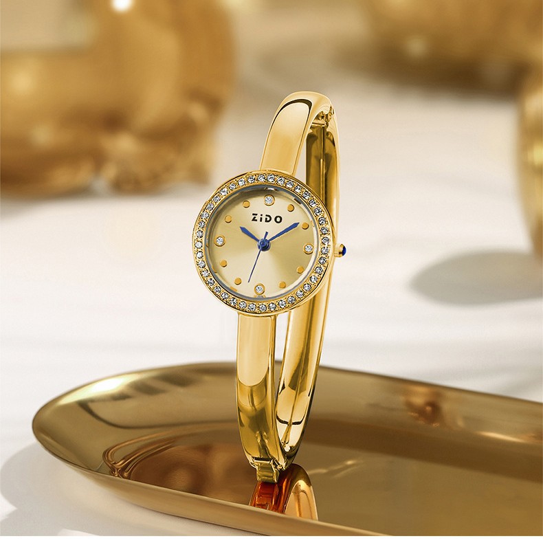 Four-leaf Clover Bracelet Round, Exquisite, Fashionable Bracelet-style Women's Quartz Watch, E-commerce Wholesale, Live_voghion.com