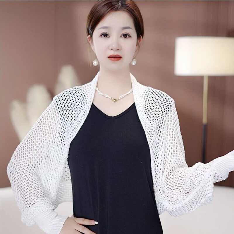 Summer 2024 New Knitted Hollow-out Anti-sunshield Shoulder Fashion All-match Long-sleeved Thin Solid Color Outer Cardigan Top
