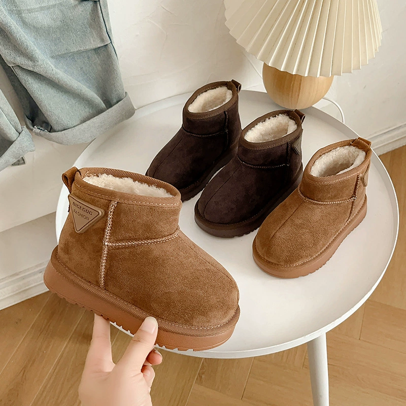 Осенние и зимние новые шерстяные хлопчатобумажные туфли женские детские снежные сапоги носить толстые подошвы повседневные булочки теплые хлебные хлопчатобумажные туфли на месте