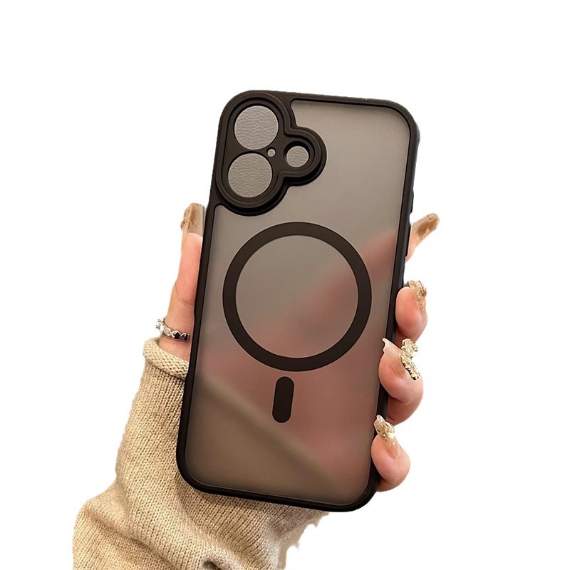 Black Knight Magnetic Frosting Sensación semi-permeable Apple 17ProMax Estuche para teléfono iPhone 16 Estuche protector duro anti-caída