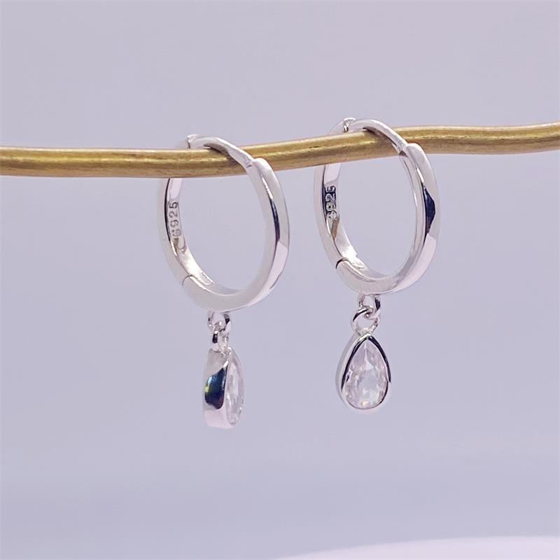 1 Paire Style Simple Les Gouttelettes D'eau Incruster Argent Sterling Zircon Boucles D'oreilles display picture 4