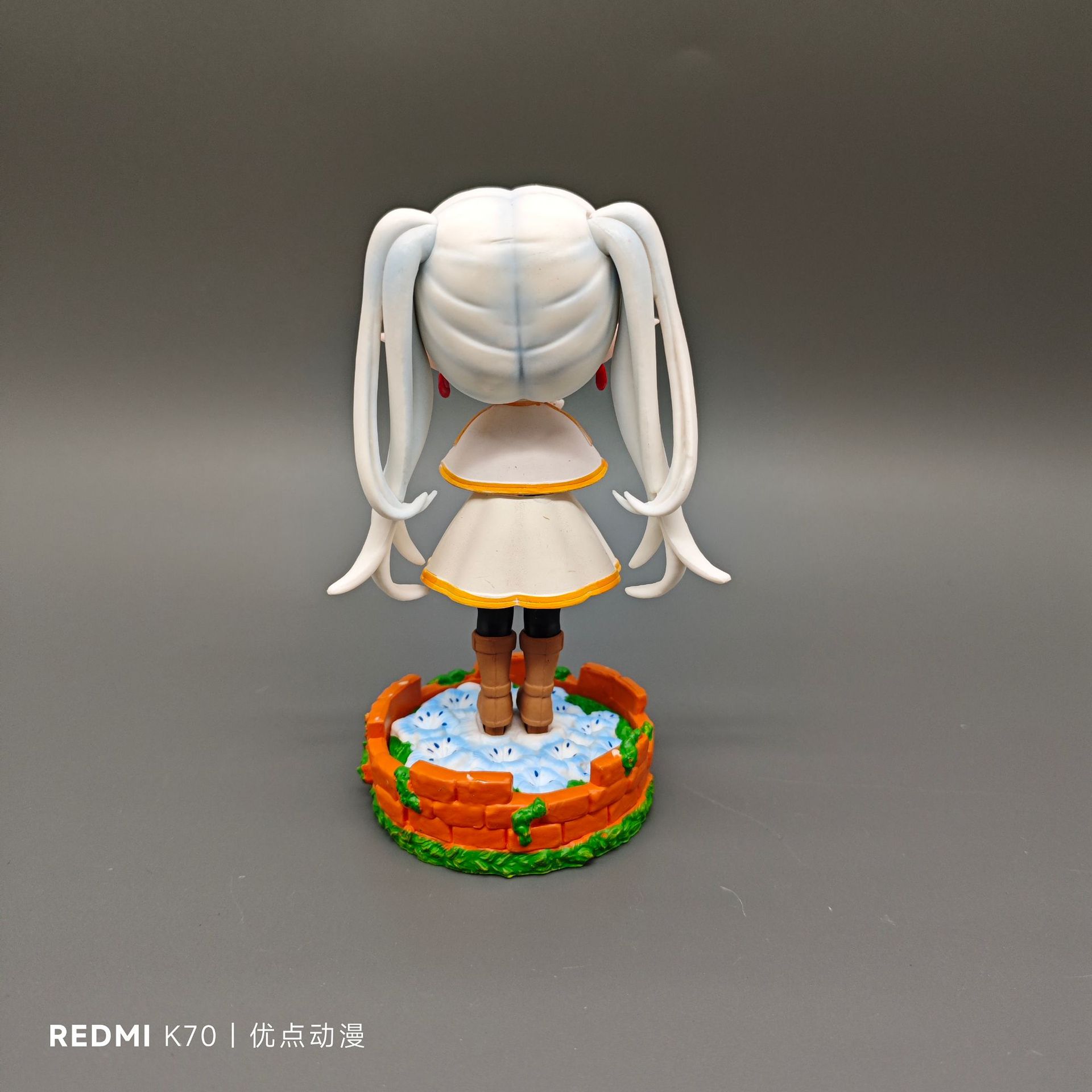 릴리의 마법의 자금 조달 엘프 소녀 Q 버전 릴리의 스탠딩 자세 박스 핸드셋