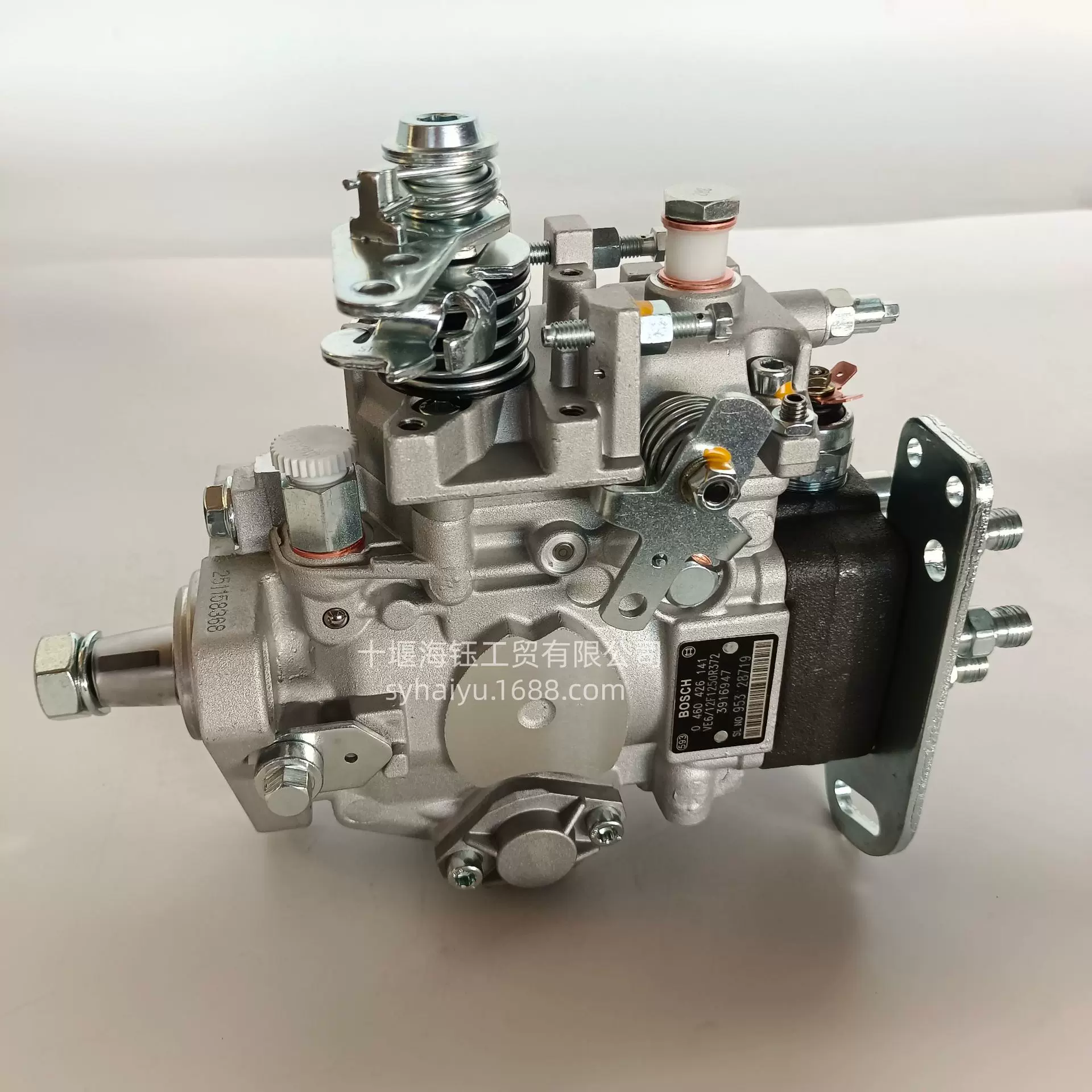 适用于工程机械发动6BT5.9发动机配件VE燃油泵0460426141 3916947