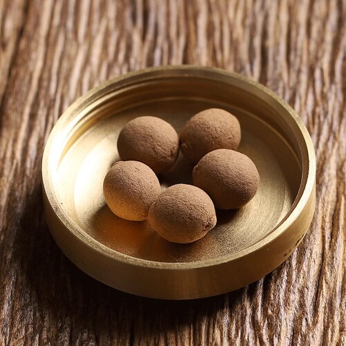 Ancient Handcrafted Aromatic Pillar Incense Balls, Genuine Sandalwood Pillows for Personal Carry, Long-lasting Indoor and Car Aromatherapy Bags