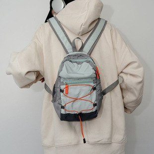 Ұ��W�������¿�С����ײɫ�ɐ۵�ɽ���p���p�����а������p���