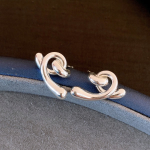 5 ¿ moda metálica simple, torsión cruzada, pendientes colgantes