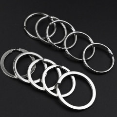 金属丸型フラットリング 鉄製ニッケルメッキキーリング 小さな麻紐リング ジュエリーペンダント バックパックアクセサリー 吊り下げフック 卸売