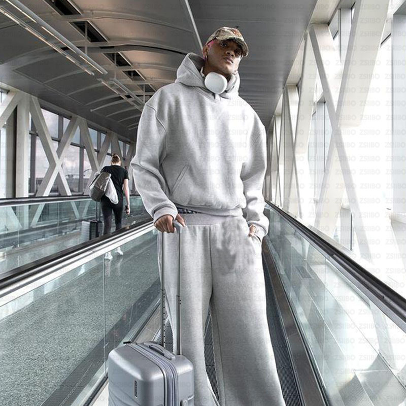 Nouveau pull tendance minimaliste de couleur unie avec un style décontracté à la mode et un sweat à capuche à col rond_voghion.com