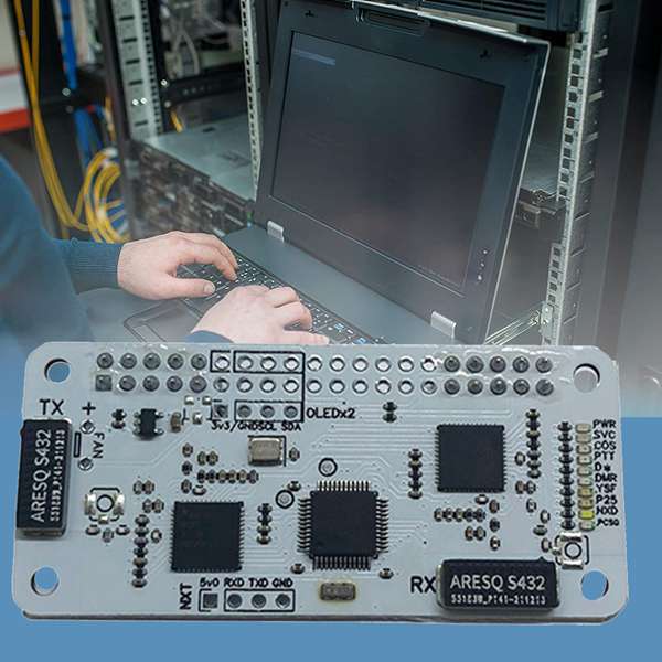 1套 颜色：白色 材质：PCB 热点板套件 P25 DMR YSF 适用于 Pi-st