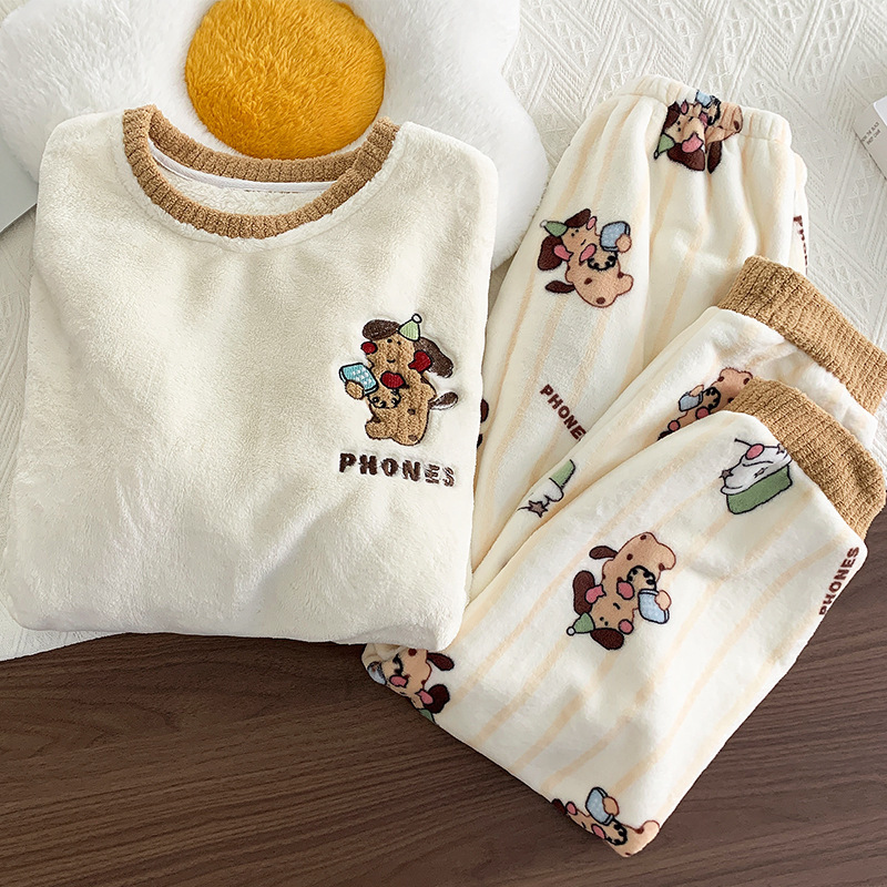 Petite Women's Pajamas with Puppy Design, 2025 New Simple Set for Autumn and Winter, Fleece-Lined and Thickened for Warmth, Coral Fleece