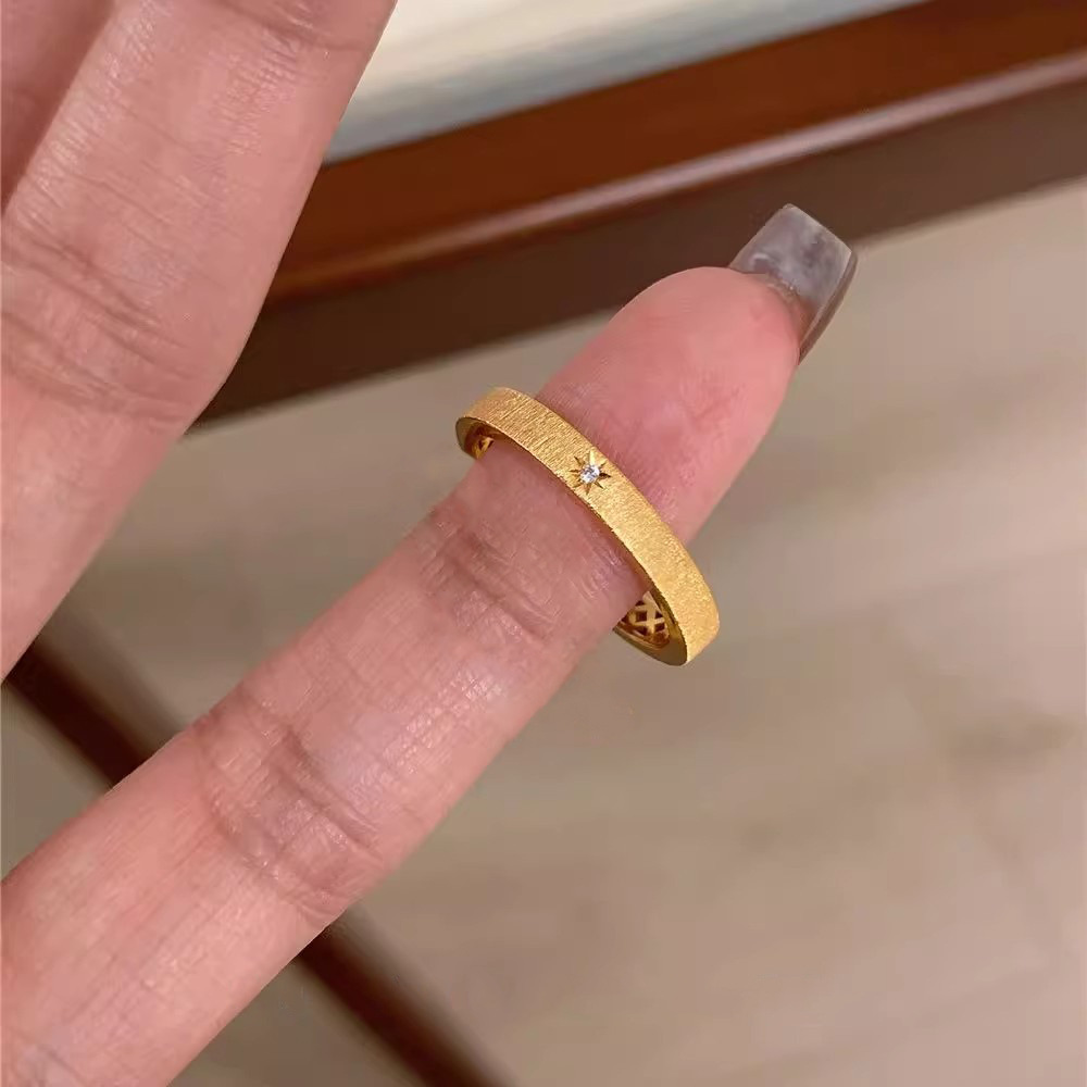 [gold color] mercury ring