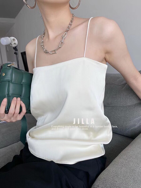 Spring and Summer 2025 One-character Shoulder Strap Chest Pad Solid Color Silk Vest All-match Base Sling 48 Spring and Summer 2025 One-character Shoulder Strap Chest Pad Solid Color Silk Vest All-match Base Sling 48