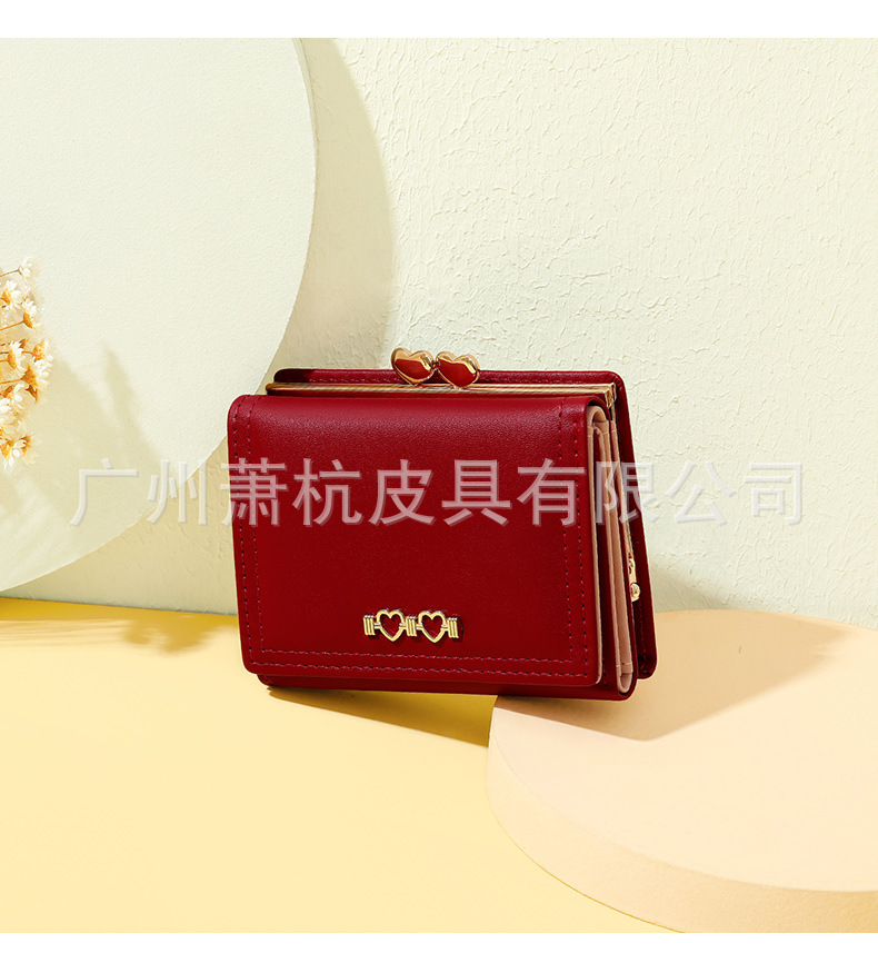 Y8535---790_11.jpg