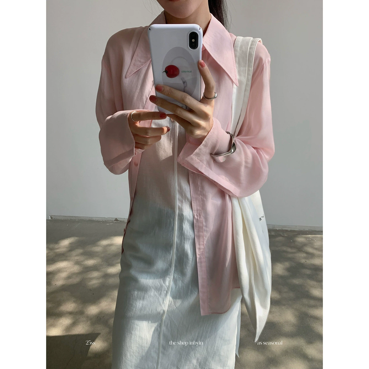 Yi En Oinbyin поставляется с кислородом Tian шелковая рубашка женская весенняя повседневная свободная и удобная рубашка с длинными рукавами