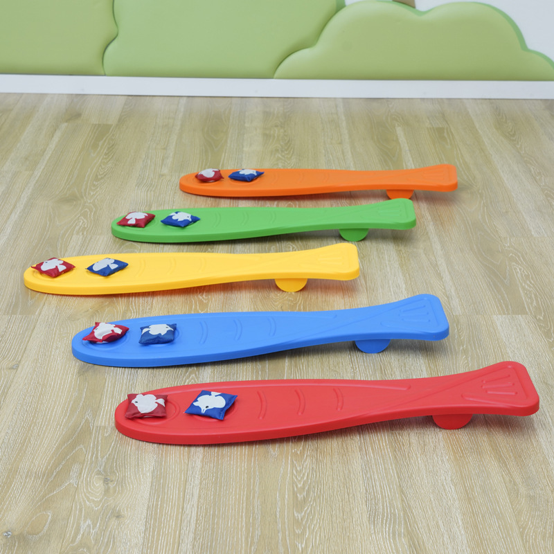 Equipos de entrenamiento sensorial para niños pie lanzamiento tablero de jardín de infantes mano-ojo coordinación juguetes accesorios deportivos divertidos