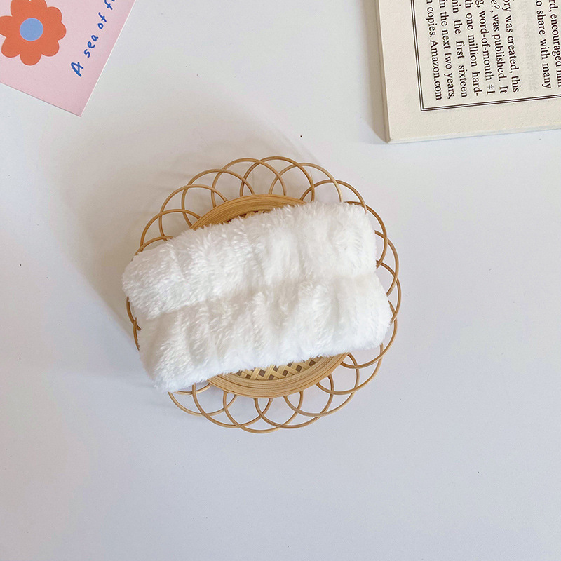 Traje de la correa de la muñeca de la banda del pelo de franela transfronteriza europea y americana Amazon mujeres antideslizante cara lavado diadema autoadhesivo semiacabado anillo de pelo