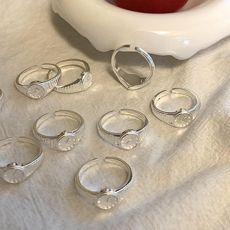 Srebrna ura v obliki črke A, ženska, zglobni prstan za prst, edinstven dizajn, lahek luksuz, nov trend 2023_voghion.com