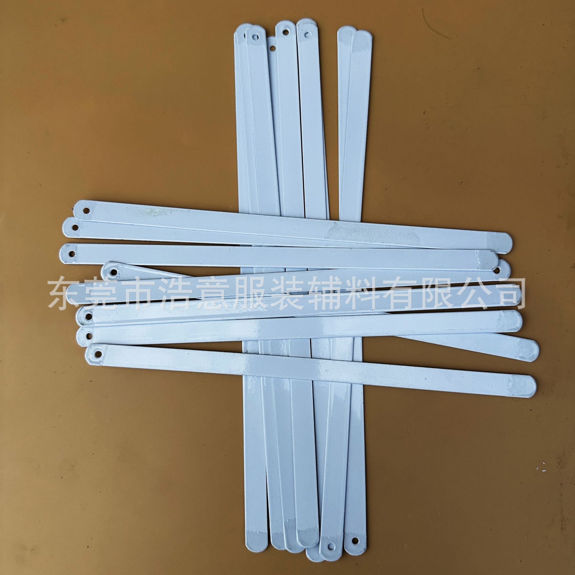 束身衣支撑钢条 婚纱礼服猛钢鱼骨 尼龙包胶钢条 规格齐全