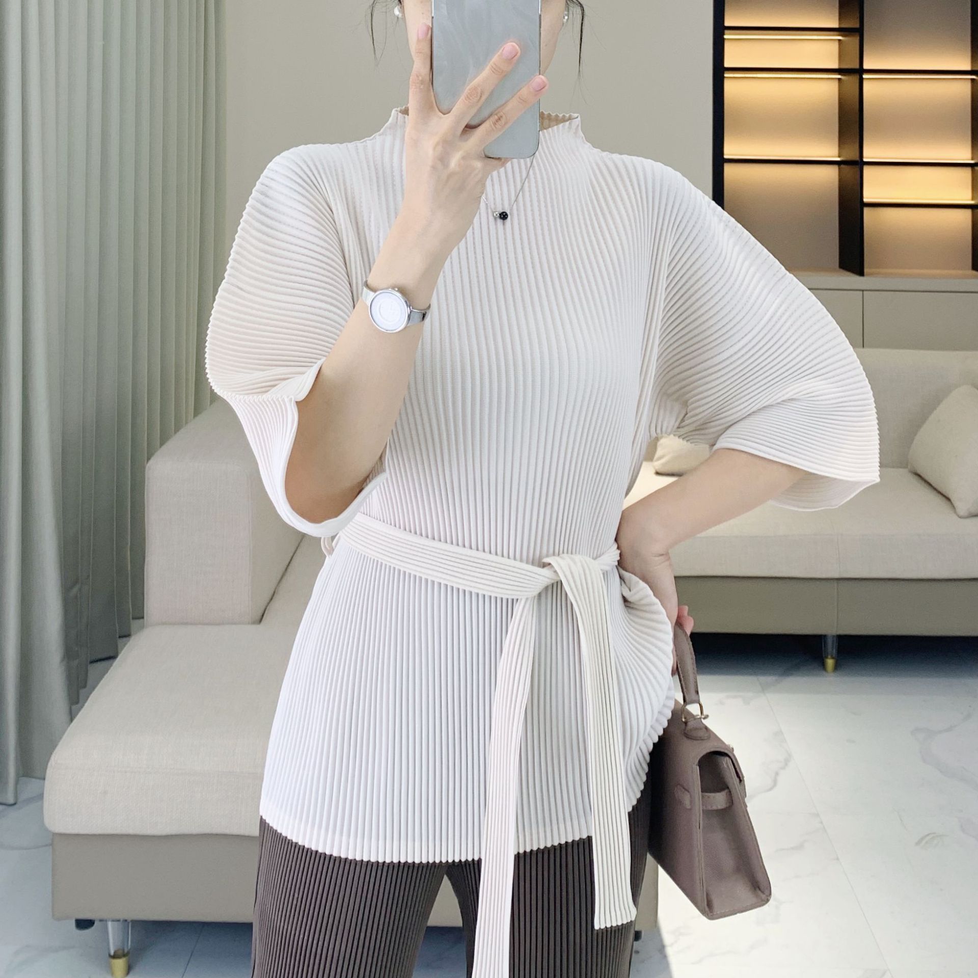 미야케 패션 느슨한 봄과 여름 새로운 하프 하이 칼라 느슨한 패션 레이스 업 최고 여성의 간단한 복고풍 우아한 티셔츠