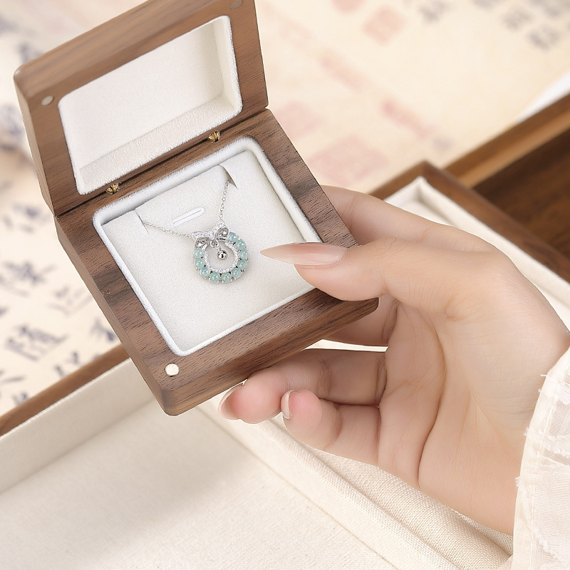 Mặt dây chuyền bạc S925 hình hươu nơ đính ngọc bích xanh — Mẫu ngọc bích nước xanh (không có dây chuyền)