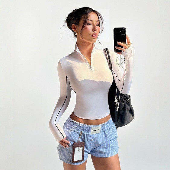 Pre-Sale Women's Casual Half Zip Hoodie Suitable for Yoga and Sports Color Matching Slim Fit Sports Long Sleeve Sweatshirts