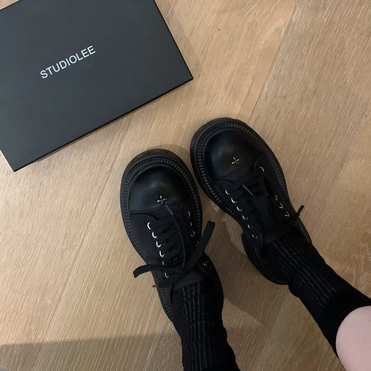 现货秒发！葡萄妈同款鞋时髦大圆头十字花系带粗跟厚底帆布鞋女秋