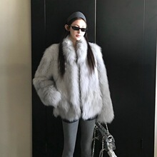 “悉尼日落”新款狐狸毛皮草女冬季显瘦年轻短款立领毛毛外套