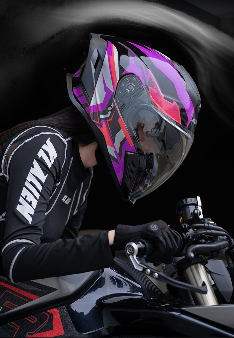 Foreign Trade Motorcycle Full-Face Helmet for Men and Women, Suitable for All Seasons, Motorcycle Riding, Electric Vehicle, Winter Warm Safety Helmet