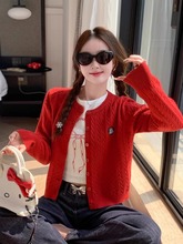 红色针织开衫外套女韩系春秋季短款爱心刺绣内搭麻花毛衣长袖上衣