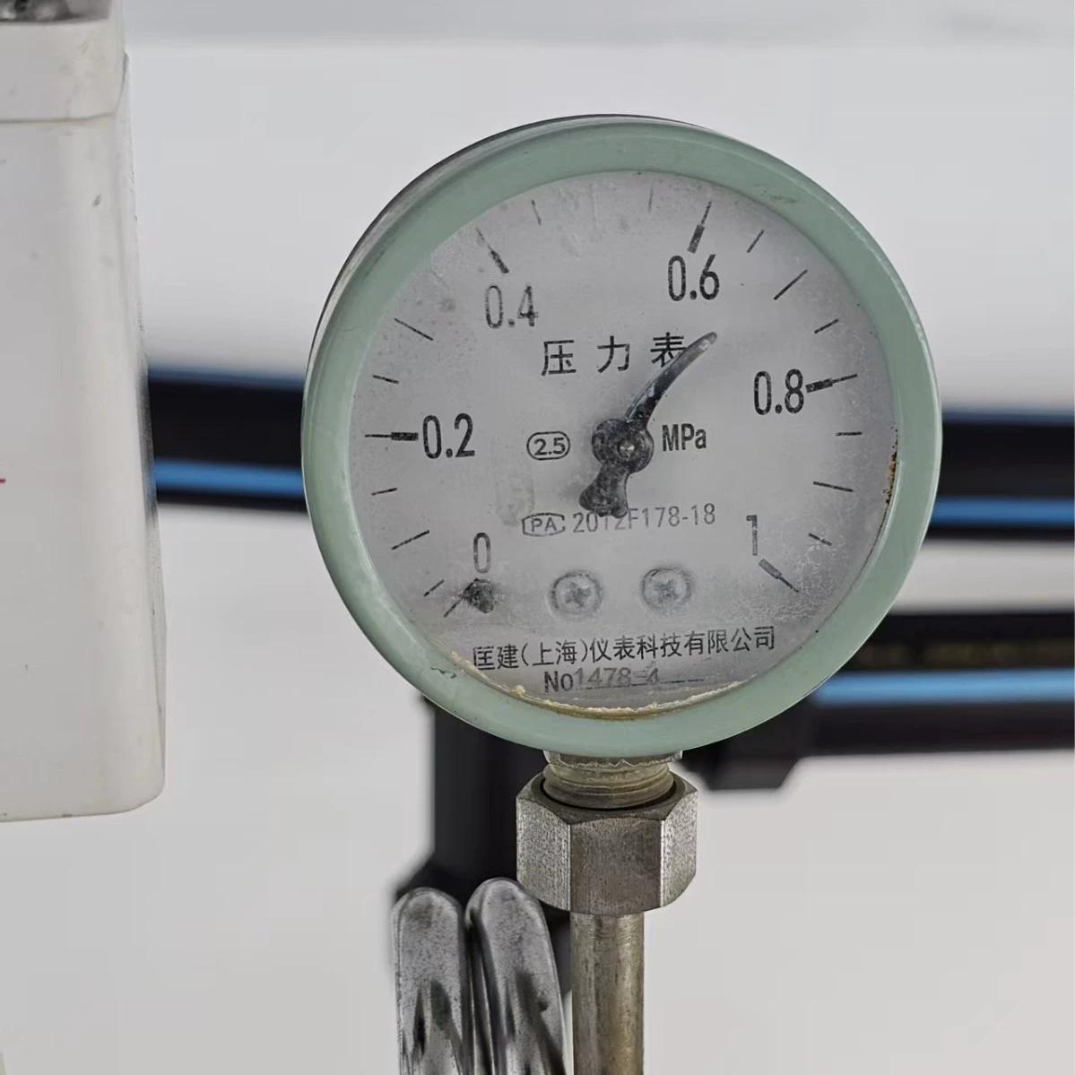 Манометр, ударопрочный манометр, манометр из нержавеющей стали, специальный манометр для стерилизационной кастрюли.